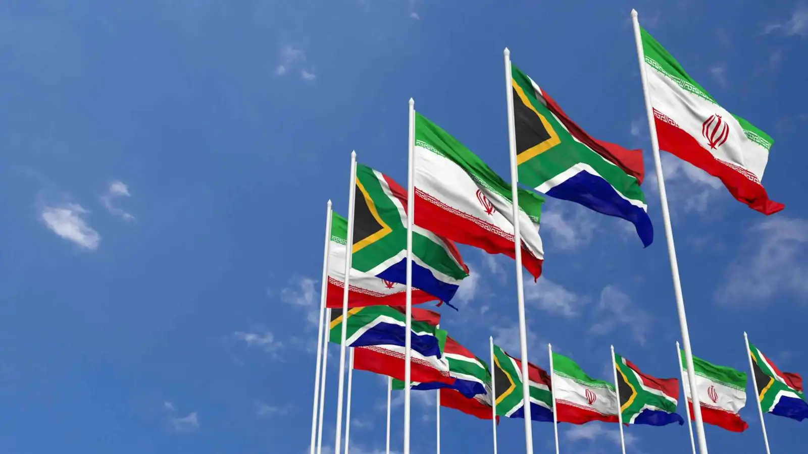 إيران تختبر ولاء بريتوريا.. أزمة دبلوماسية قبل التصعيد الأمريكي