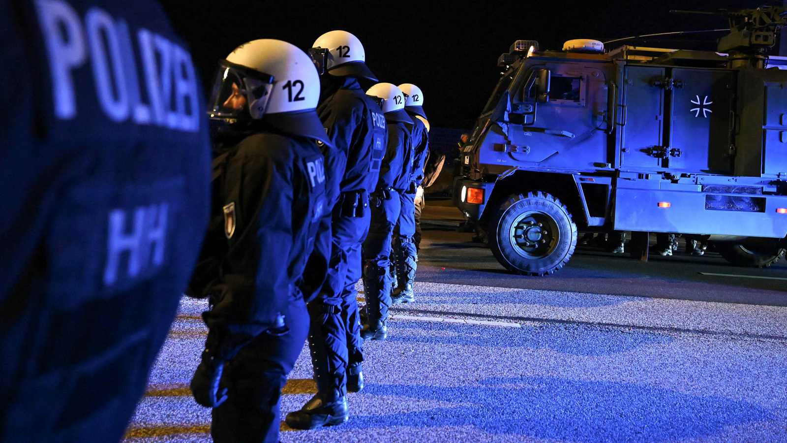 رجل يفجر منزل والديه في ميونيخ وينتحر