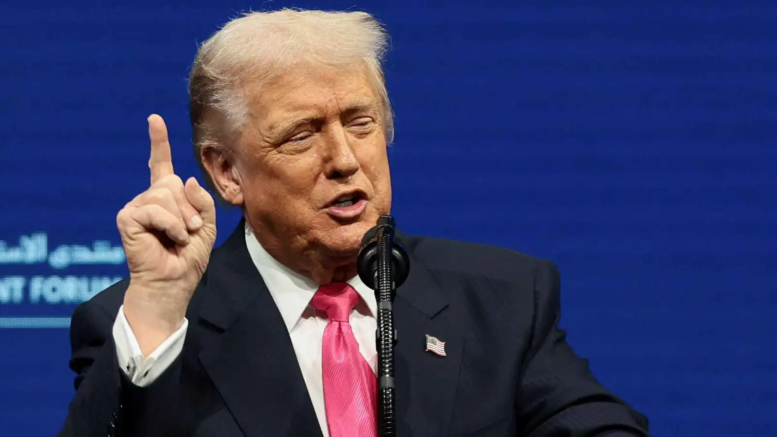 بينها القهوة واللحوم.. ترامب يلغي رسوماً جمركية على واردات البرازيل