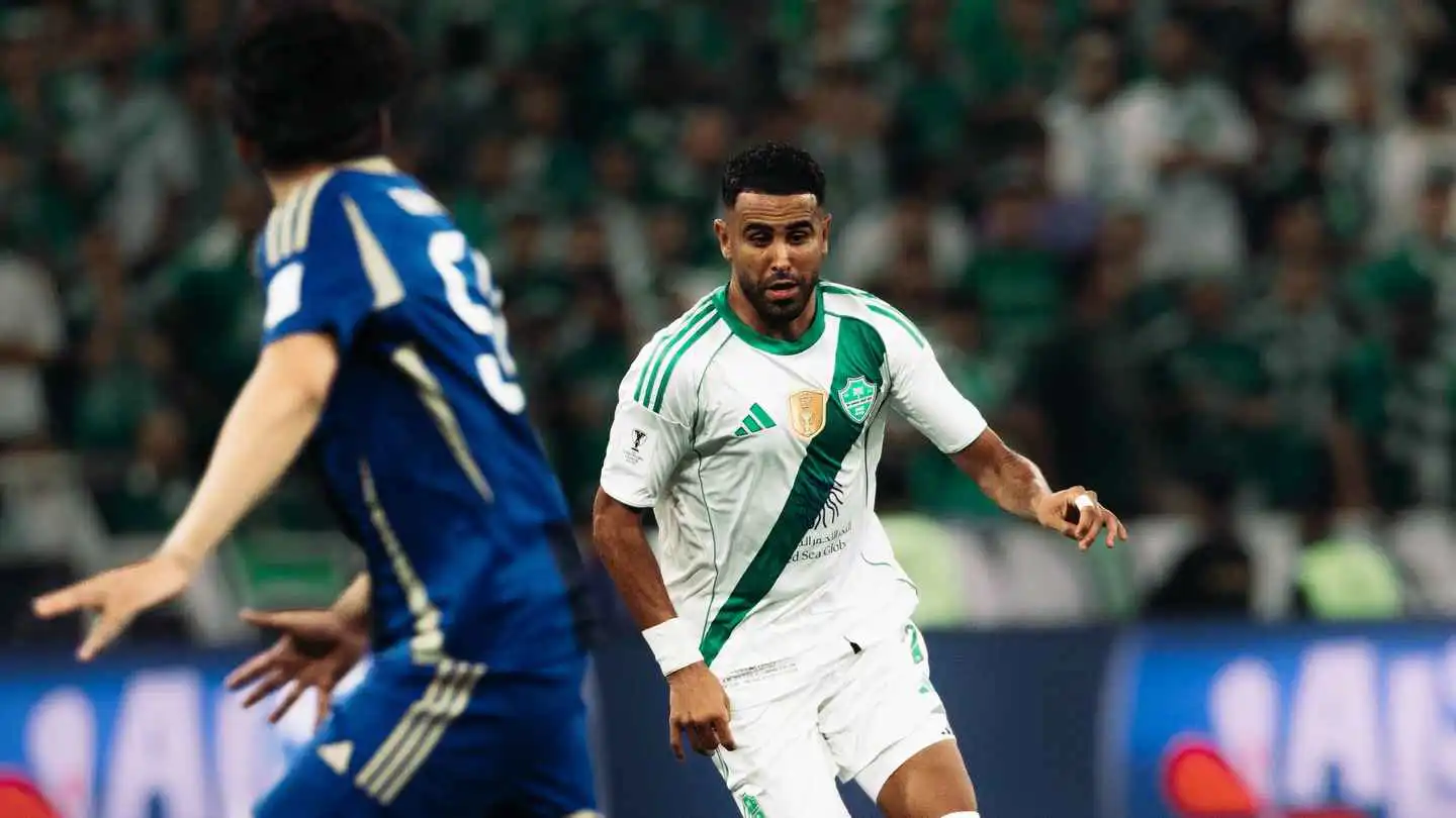 نريد الثالثة.. أول تصريح من رياض محرز بعد الفوز بدوري أبطال آسيا للنخبة (فيديو)