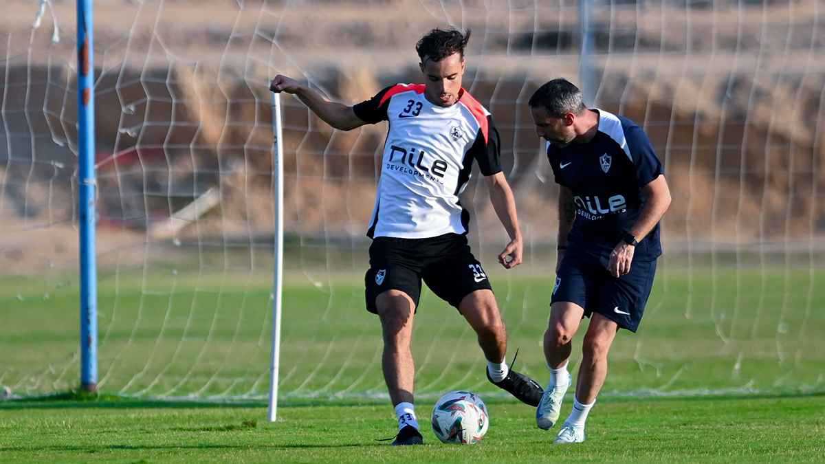 أجنبي وثنائي محلي.. 3 لاعبين يذهلون فيريرا في تدريبات الزمالك