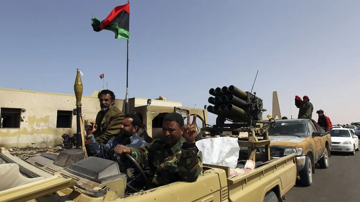 الصور الأولى لسيطرة الجيش الليبي على مطار طرابلس الدولي