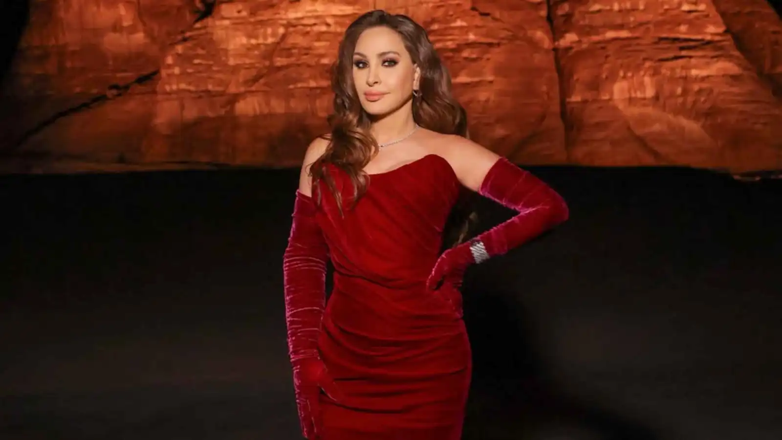 سجال جديد بين إليسا وأفيخاي أدرعي على "إكس"