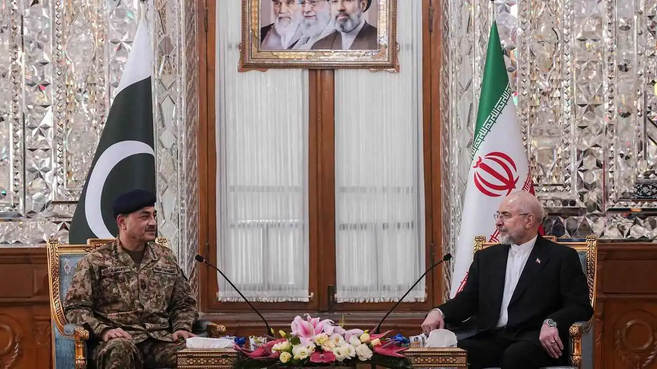 قالیباف: عدم التزام "الطرف المقابل" يعرقل السلام في المنطقة