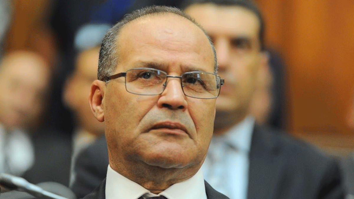 الجزائر تصدر مذكرة توقيف دولية ضد وزيري الزراعة والصناعة السابقين ‎