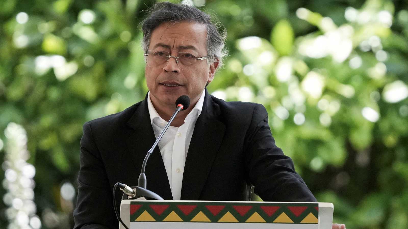 وصف رئيسها بأنه "تاجر مخدرات".. ترامب "يعاقب" كولومبيا