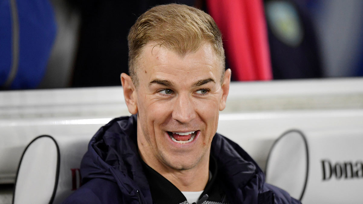 تقارير.. جو هارت يستعد للهروب من جحيم الدوري الإنجليزي إلى أمريكا