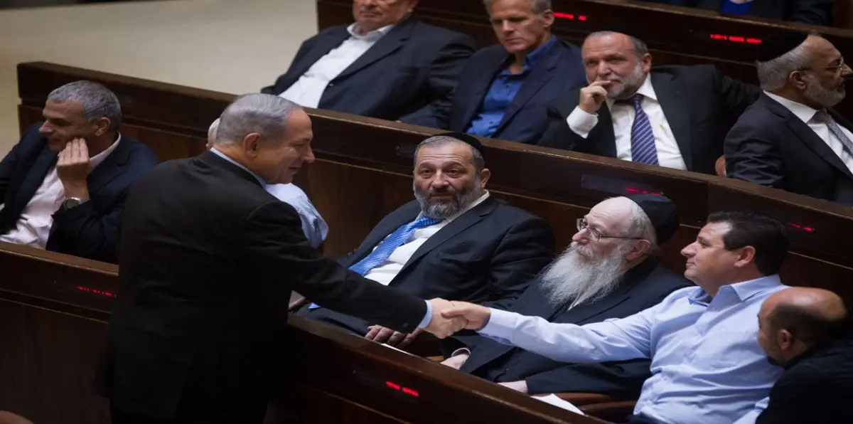 رئيس الائتلاف الحكومي الإسرائيلي يهدد بحل حكومة‎ نتنياهو