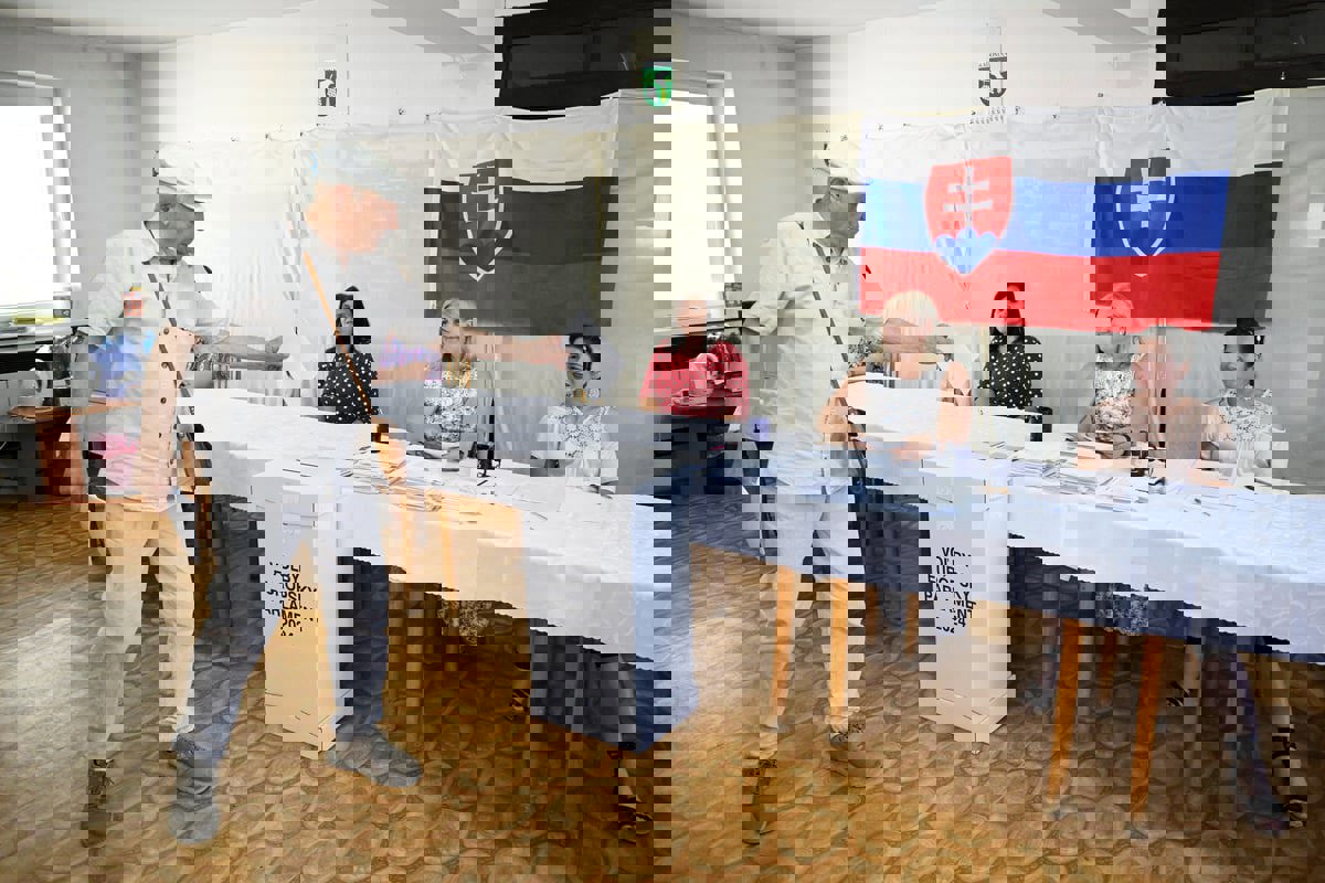 الأوروبيون يختتمون اليوم "ماراثون" الانتخابات البرلمانية