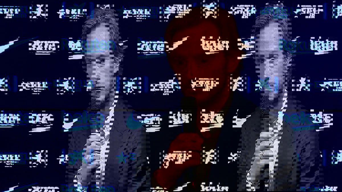 راكيتيتش في مؤتمر رحيله عن مصير ميسي: كل لاعب حر في اتخاذ قراره.. وسأحمل برشلونة دائما في قلبي