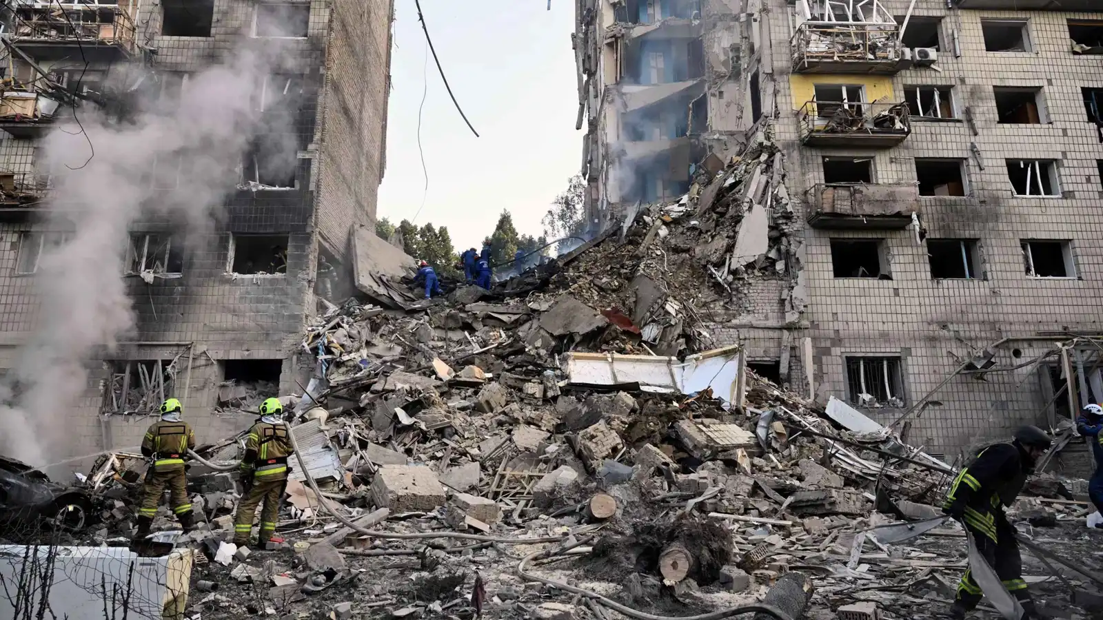 روسيا تكثف هجماتها بعيدة المدى على أوكرانيا