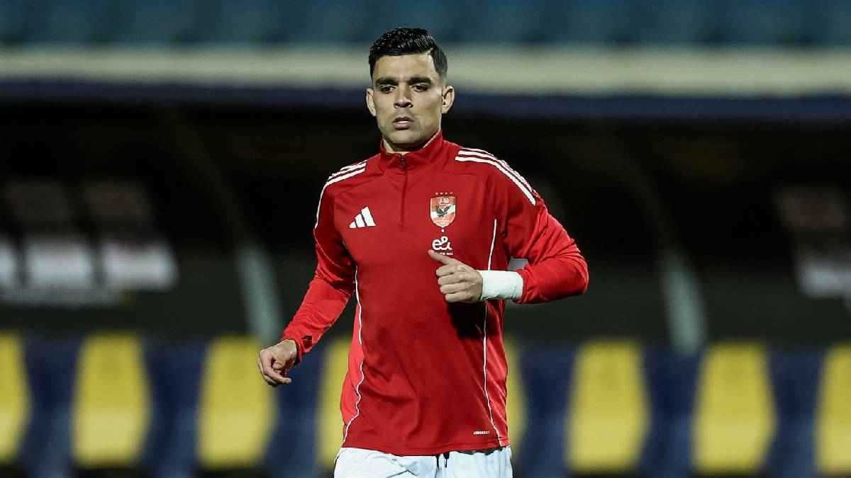 تصرف مفاجئ يشعل الجدل حول مستقبل أشرف بن شرقي مع الأهلي (صورة) 