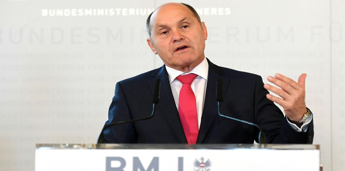 وزير الداخلية النمساوي: التطرف الديني وراء قتل تونسي لزوجين مسنين