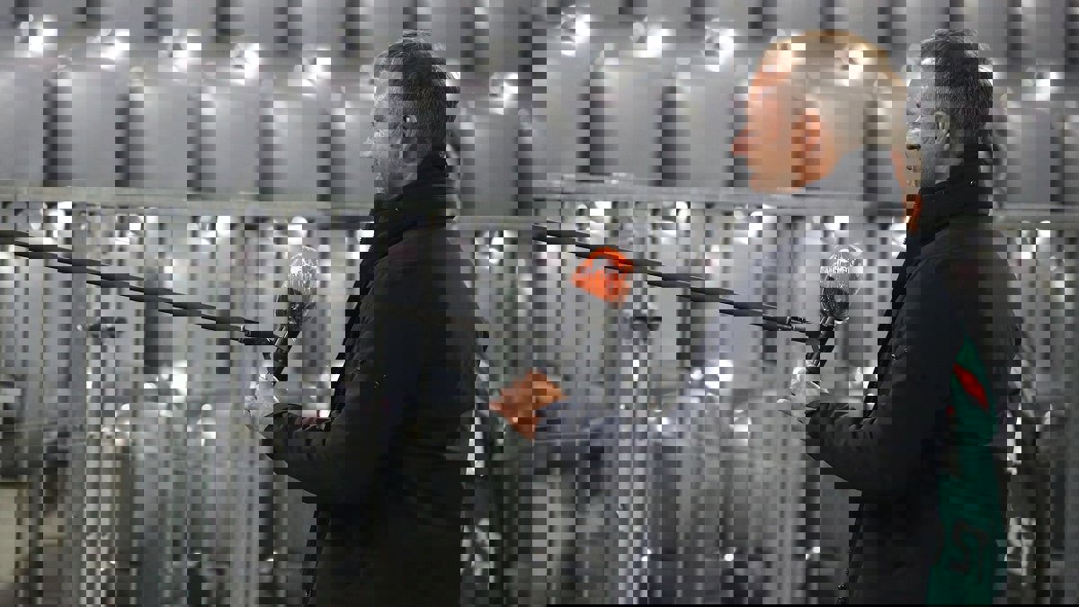 ماذا قال فليك بعد فوز بايرن ميونخ 8/0 على شالكة بالدوري الألماني؟