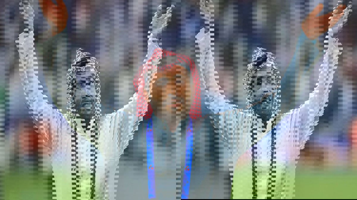 محمد بن فيصل رئيس نادي الهلال يتوعد سعود آل سويلم (شاهد)