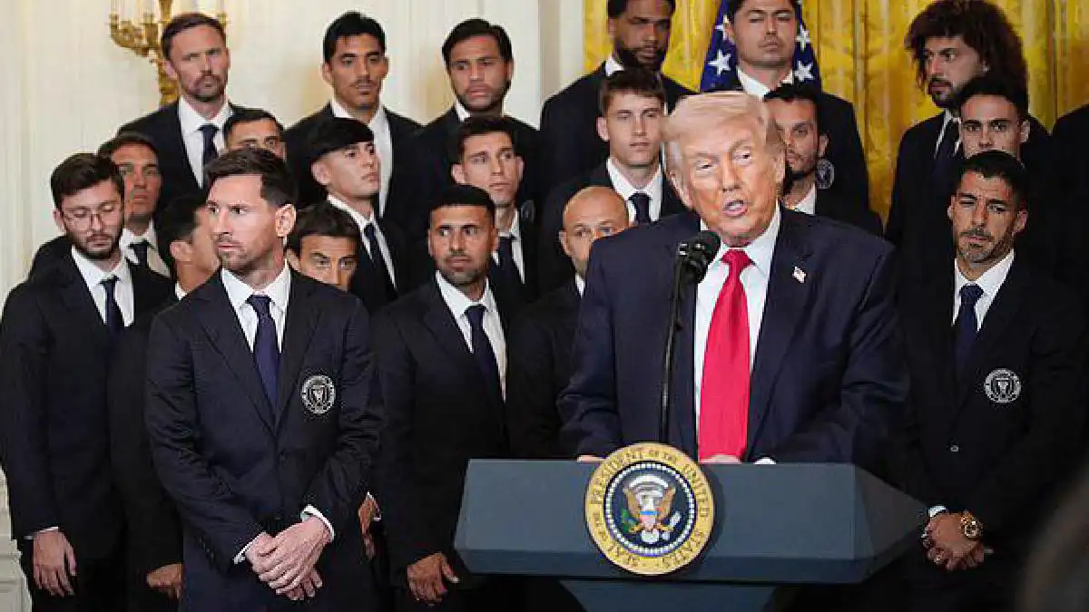 الرئيس الأمريكي دونالد ترامب وليونيل ميسي