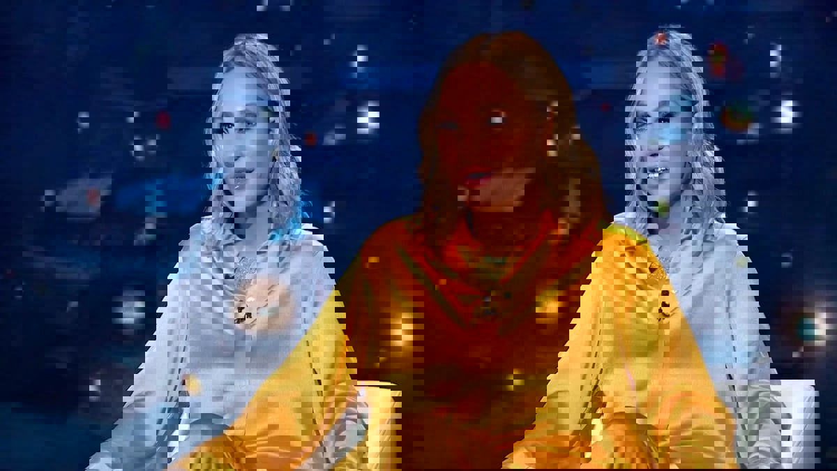 حقيقة اعتزال شيرين رضا.. وما علاقة "اتصالات"؟