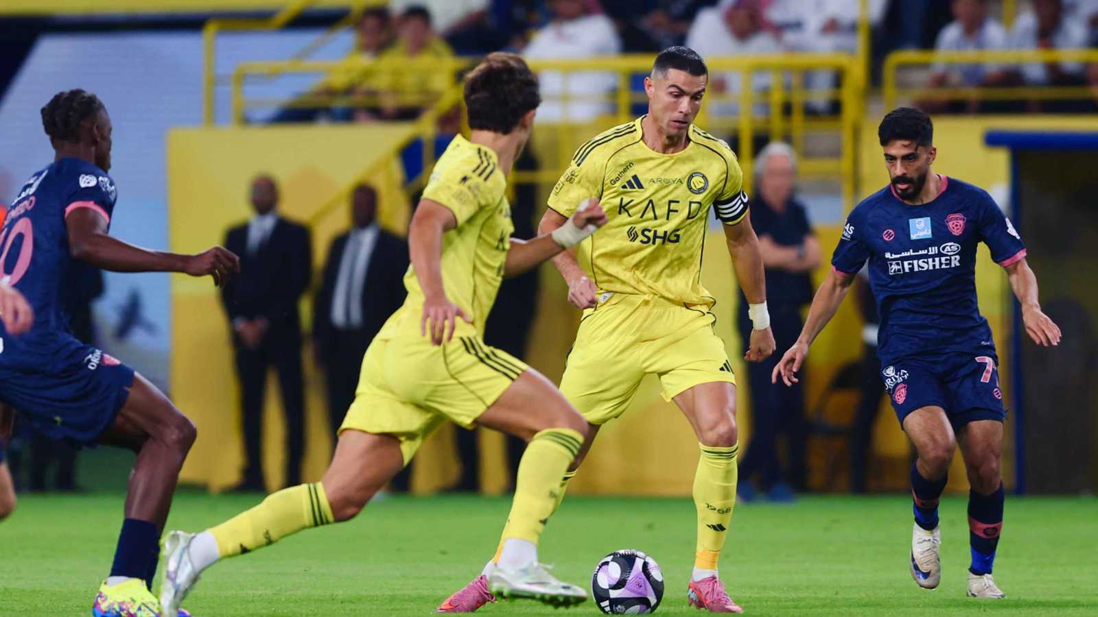 تخطى سالم الدوسري وغوميز.. ترتيب رونالدو بين هدافي الدوري السعودي على مر التاريخ