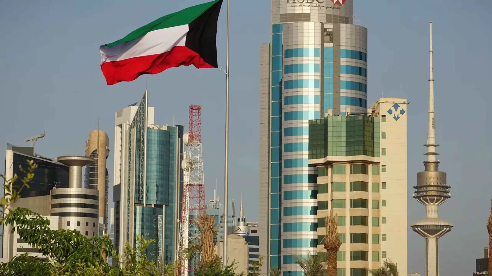 الكويت: قتيل و 32 مصابا جراء الهجمات الإيرانية