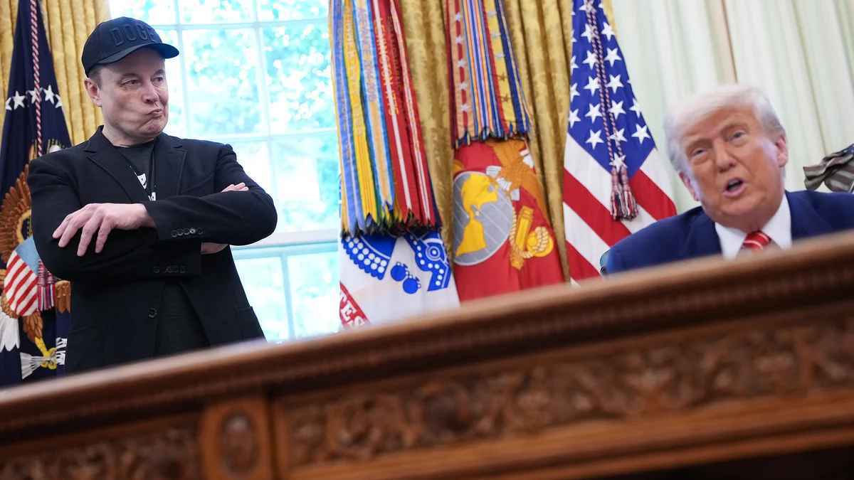 وصفه بـ"المجنون".. ترامب يطرد ماسك و"تيسلا" تتكبد خسائر فادحة