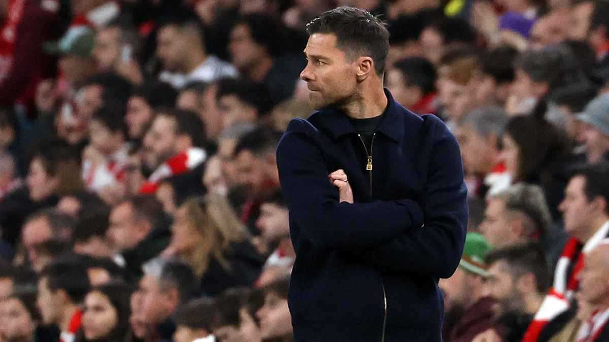 العناق اللافت.. تشابي ألونسو يحقق 3 مكاسب كبرى بضرب بلباو