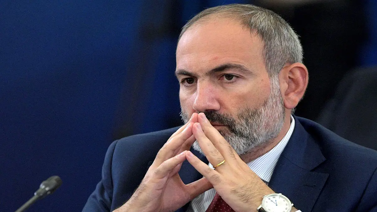 رئيس الوزراء الأرميني يستبعد أي حل دبلوماسي لأزمة ناغورني قره باغ ويدعو مواطنيه إلى التطوع للقتال