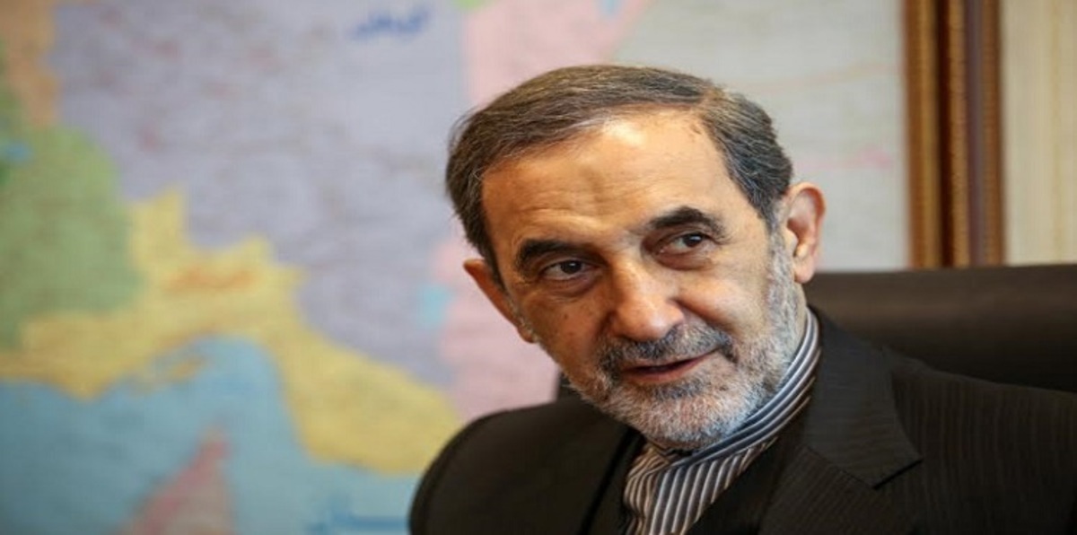 مستشار خامنئي يهاجم الصدر ويصف تحركه بـ"المخالف للقانون"