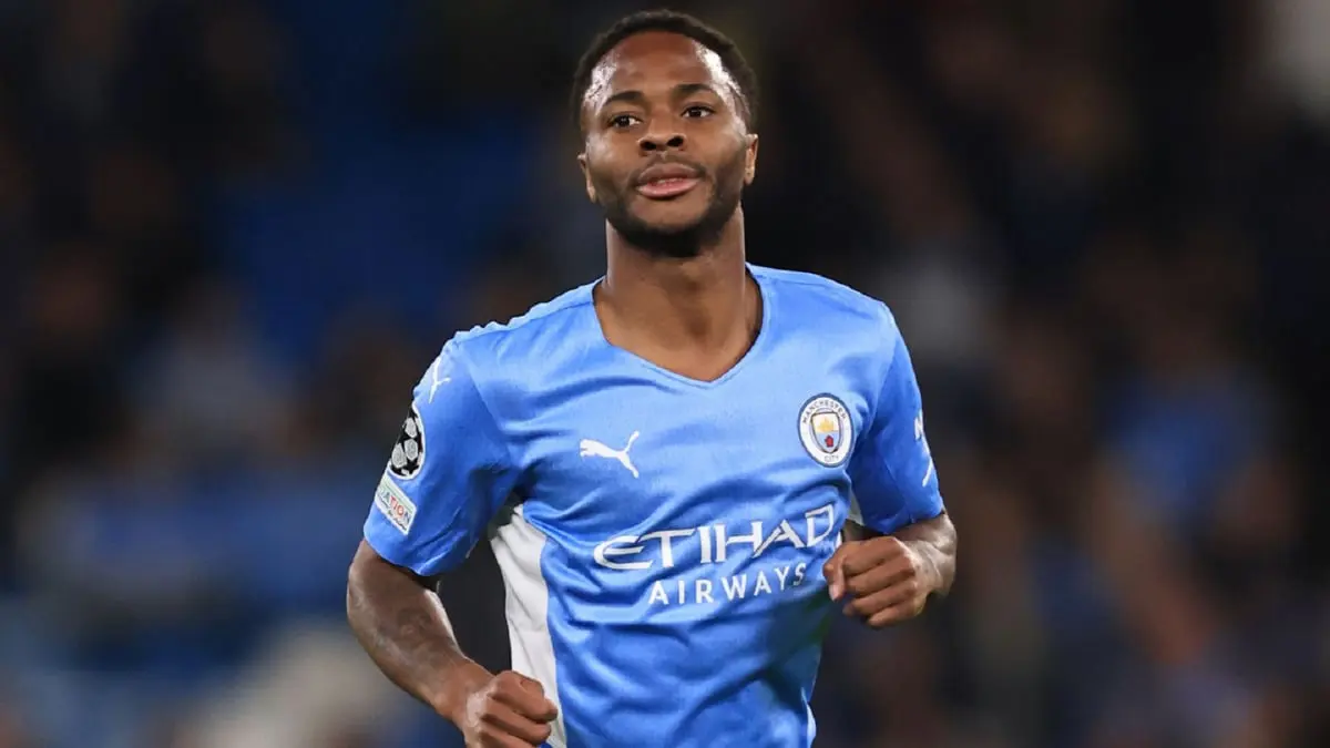 سبورت: برشلونة ينوي التعاقد مع رحيم سترلينغ في يناير.. وساعات تفصل عودة داني ألفيس