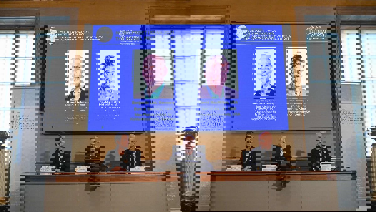 نوبل للكيمياء للألماني بنيامين ليست والأمريكي ديفيد ماكميلان