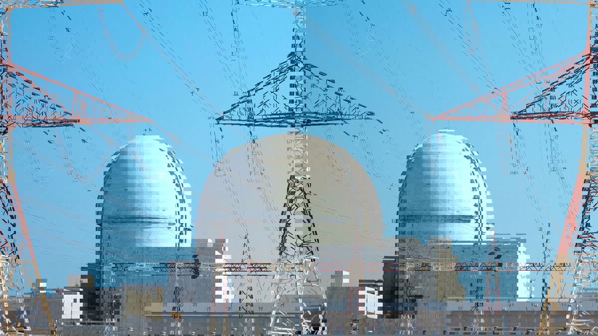 الإمارات تعلن ربط ثالث محطات براكة النووية بشبكتها الكهربائية 
