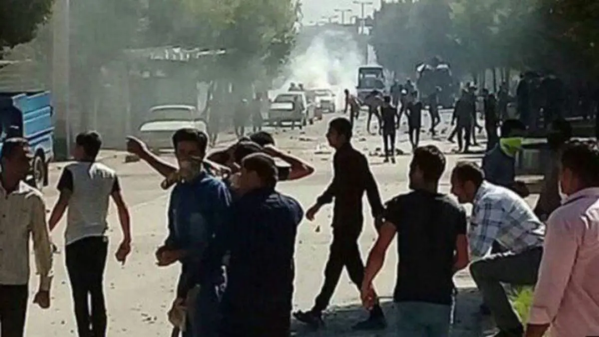 تصريحات وزير الصحة الإيراني عن سبب إصابة "قرية الإيدز" تُفجر غضب الأهالي