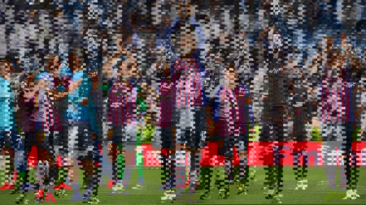 وراء صلابة نادي برشلونة الدفاعية "بطل".. من هو؟