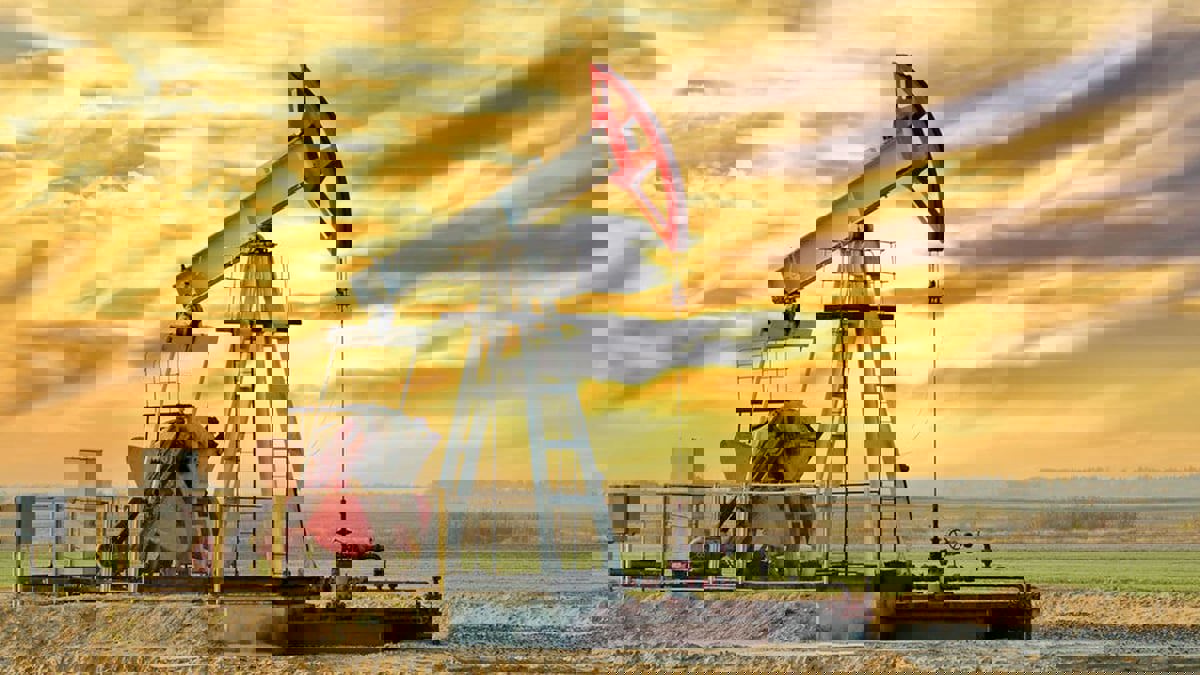 قفزة في أسعار النفط مع تأثر الأسواق بالحرب بين حماس وإسرائيل