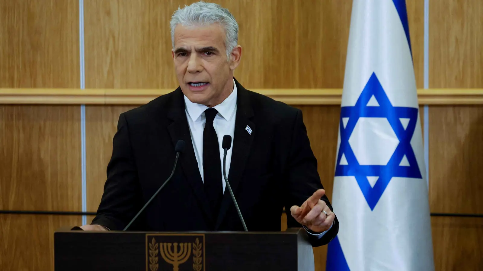 لابيد: نحتاج خطوة سياسية تقود لتسوية إقليمية تغير وجه الشرق الأوسط