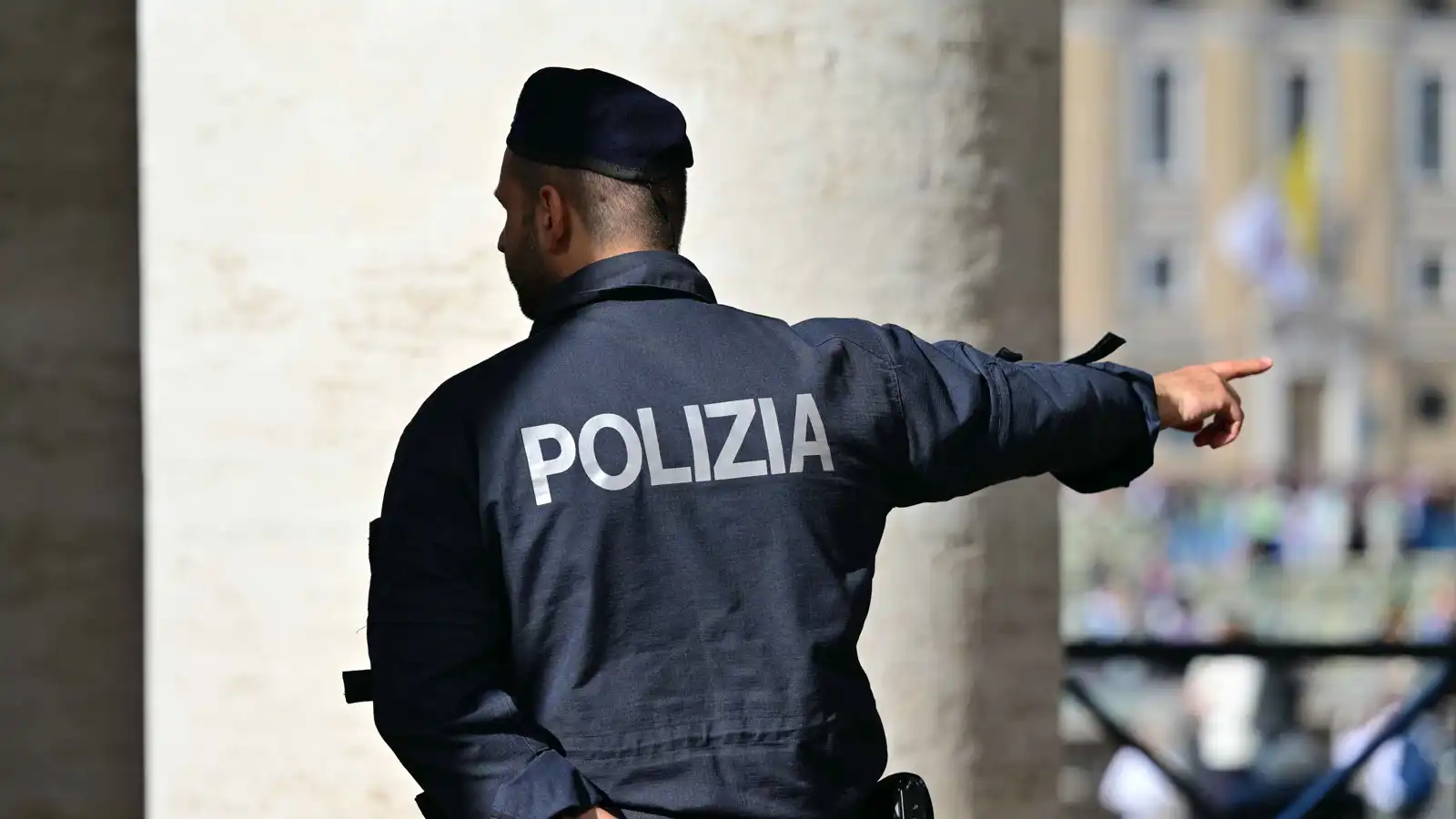 إيطاليا تفكك شبكة متهمة بتحويل أموال المخدرات إلى ذهب