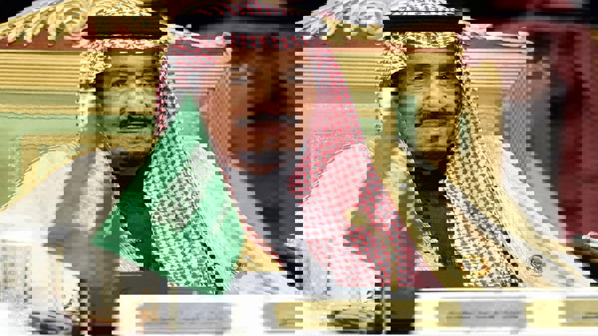 العاهل السعودي يبعث رسالتين لملك الأردن والرئيس المصري‎