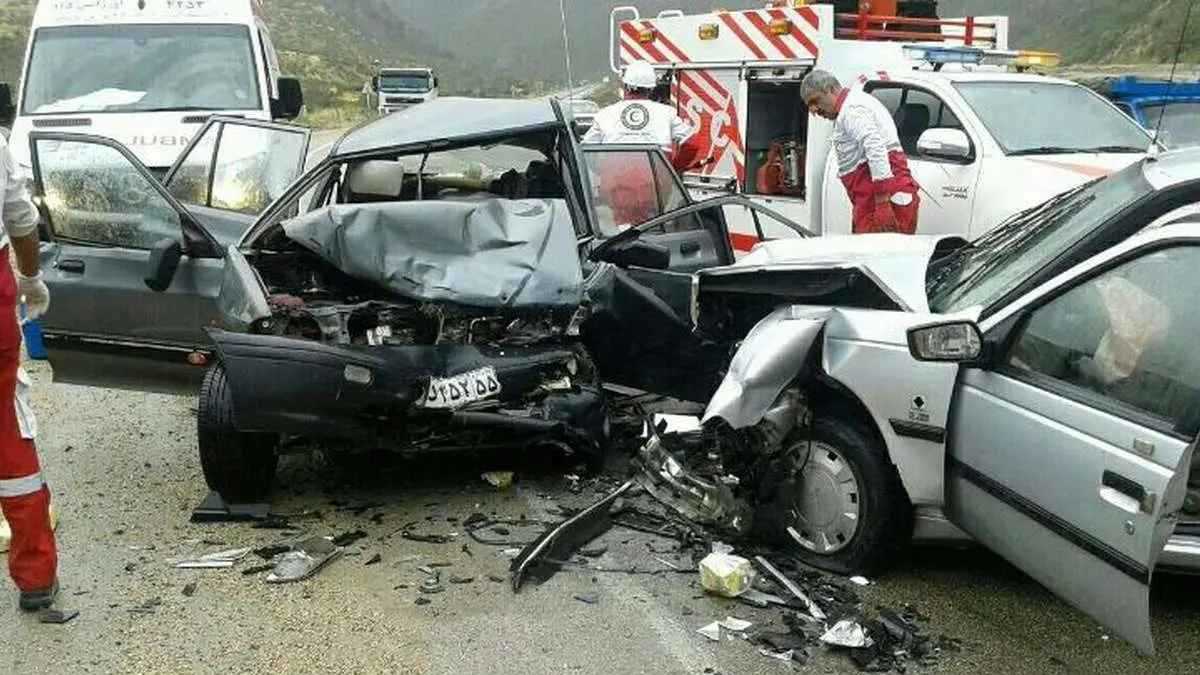 9 قتلى و7 مصابين بحادث تصادم مركبة تقلّ مهاجرين في إيران