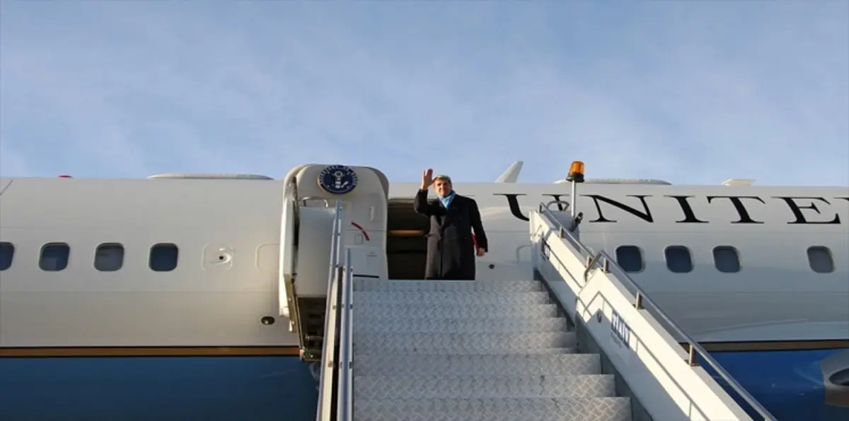 هبوط اضطراري لطائرة جون كيري في جورجيا (صور)