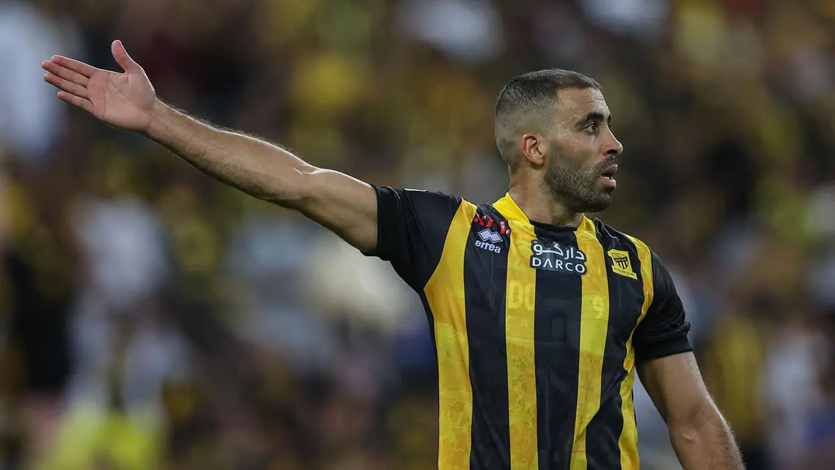 نادي الرائد يقرر التصعيد في شكواه ضد مشاركة عبدالرزاق حمدالله (فيديو)