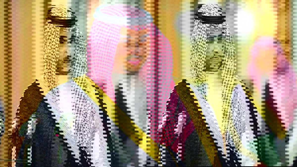 خالد بن سلمان يعلّق على خطوات ترامب تجاه إيران بعد الهجوم على أرمكو