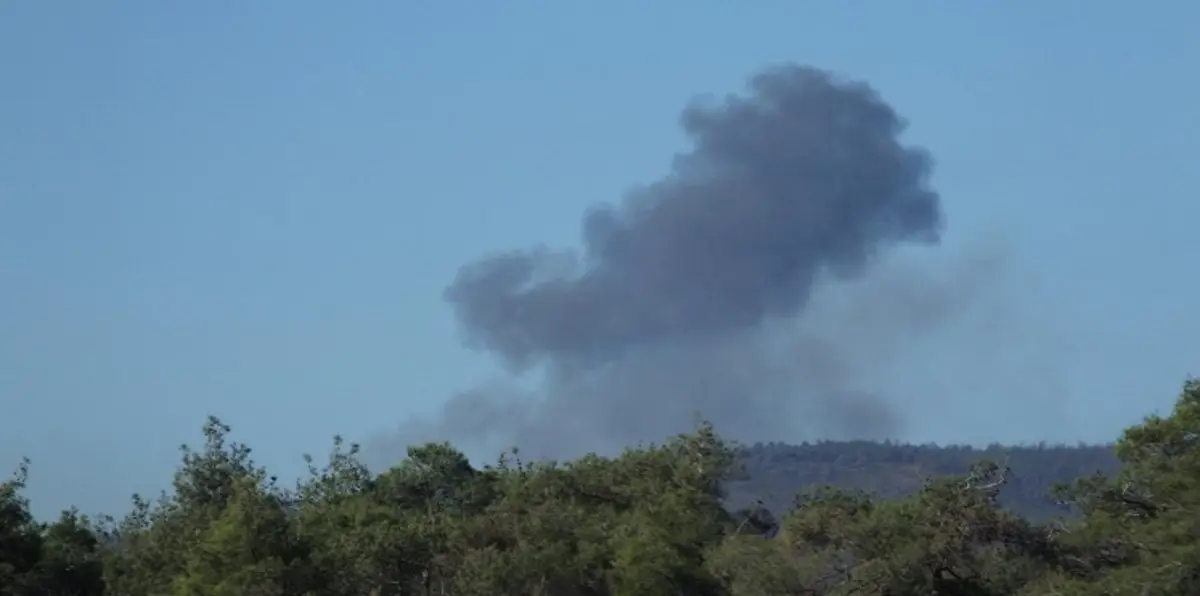 تركيا تسقط مقاتلة روسية قرب سوريا ومقتل طيار وأسر آخر