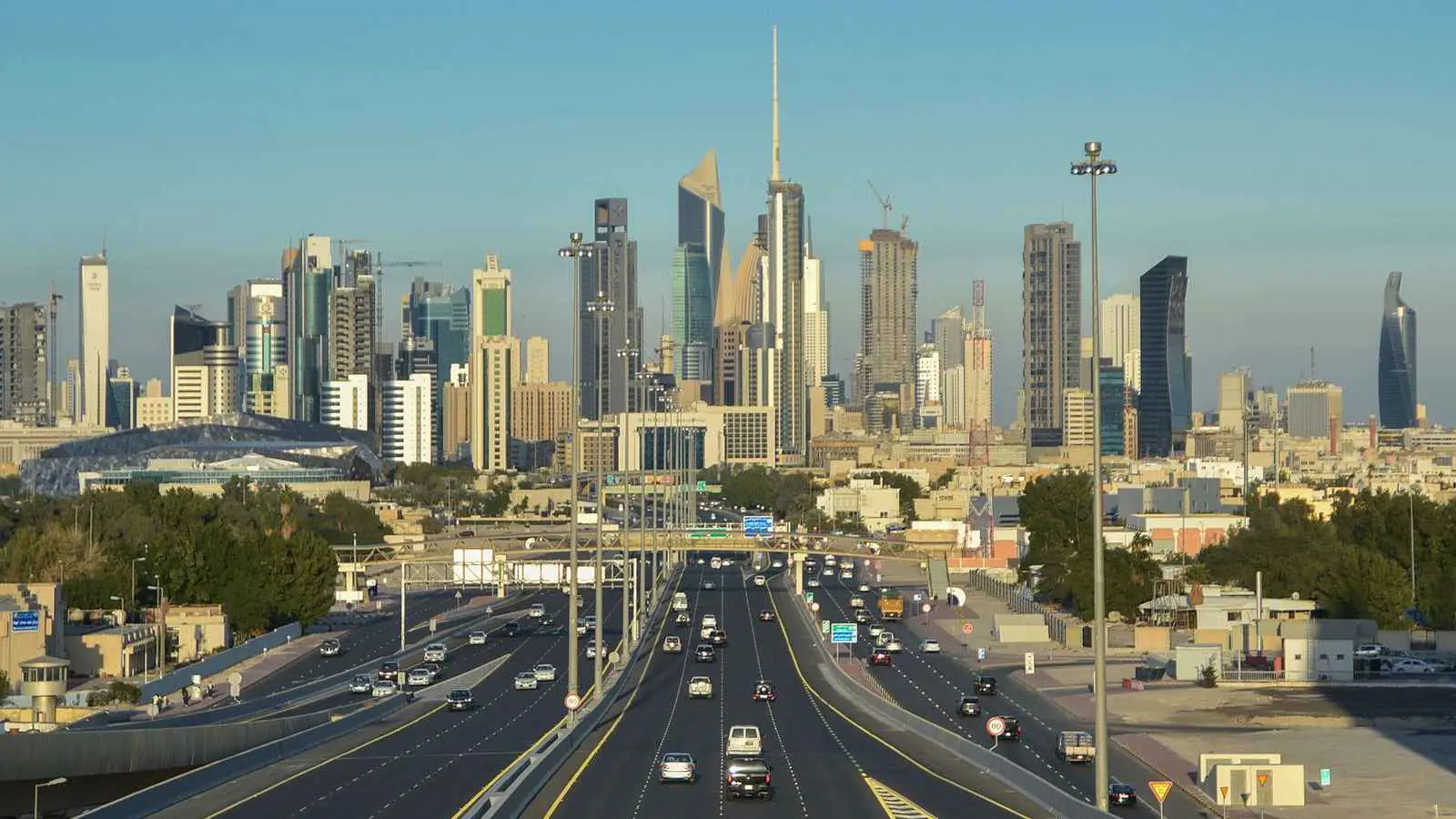 سوق تاريخي يحتضن جداريات "ساحرة" في الكويت (صور)