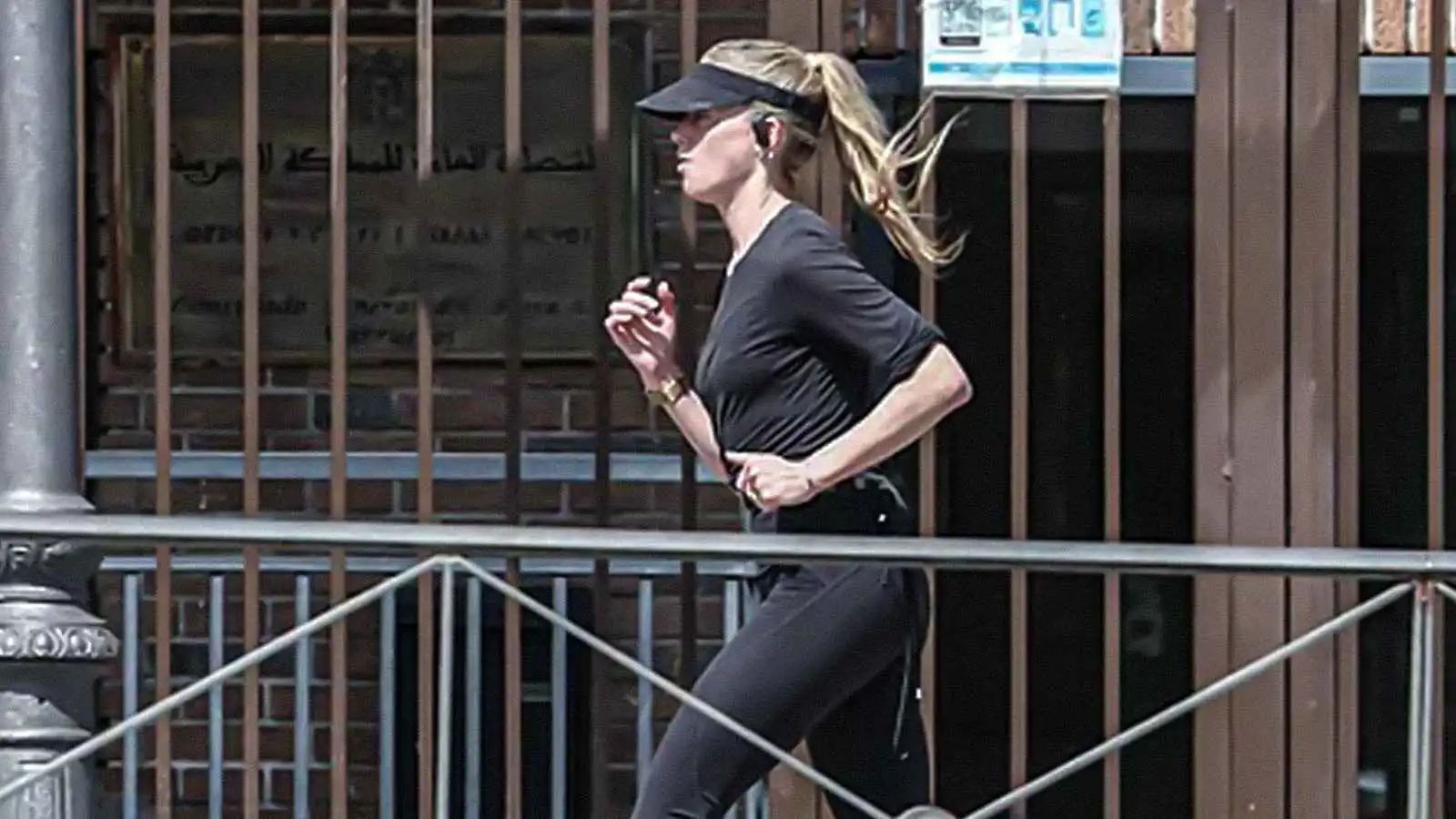 آمبر هيرد.. من محاكم هوليوود إلى هدوء مدريد (فيديو)