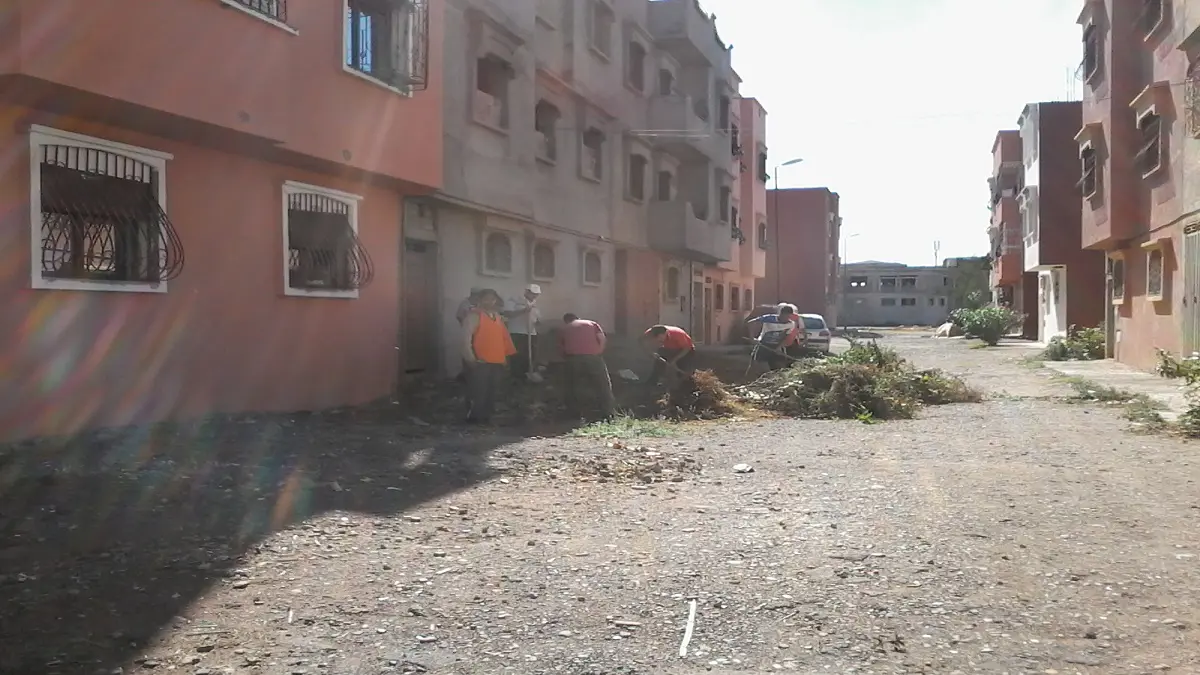 أصوات غريبة تخرج من بيت مهجور تثير الرعب في المغرب (فيديو)