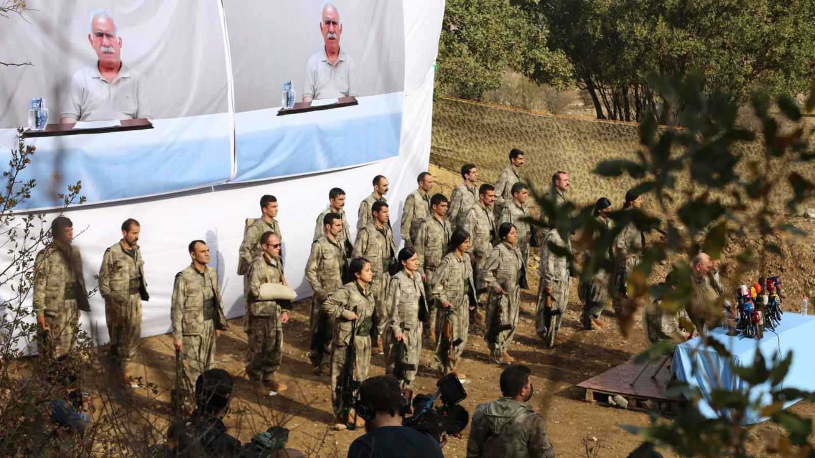 أوجلان وديميرتاش.. عسكري وسياسي يقودان أكراد تركيا في عملية سلام تاريخية‎