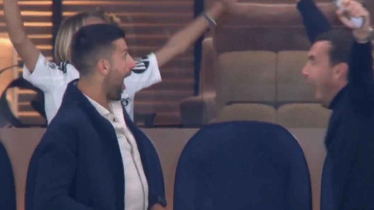 فرحة جنونية من ديوكوفيتش وعائلته بهدف ريال مدريد (فيديو)