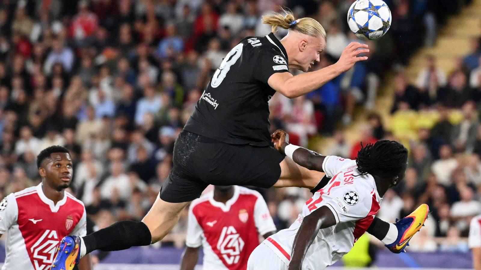 هالاند يكرر قفزة كريستيانو رونالدو الأسطورية في دوري الأبطال (صور)