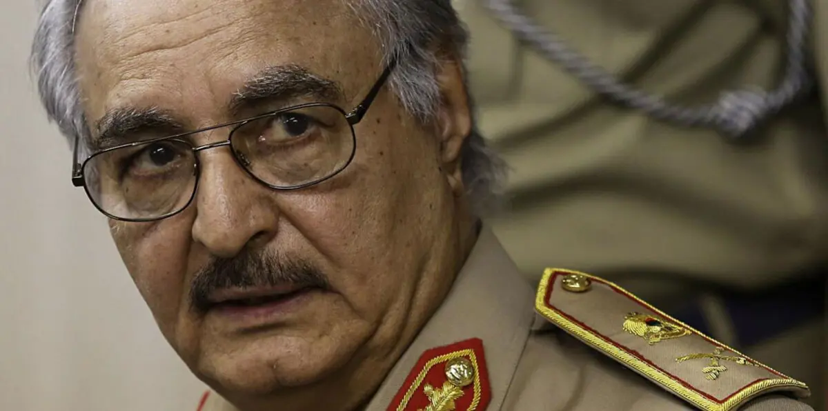 حفتر: حسم معركة درنة بات وشيكًا