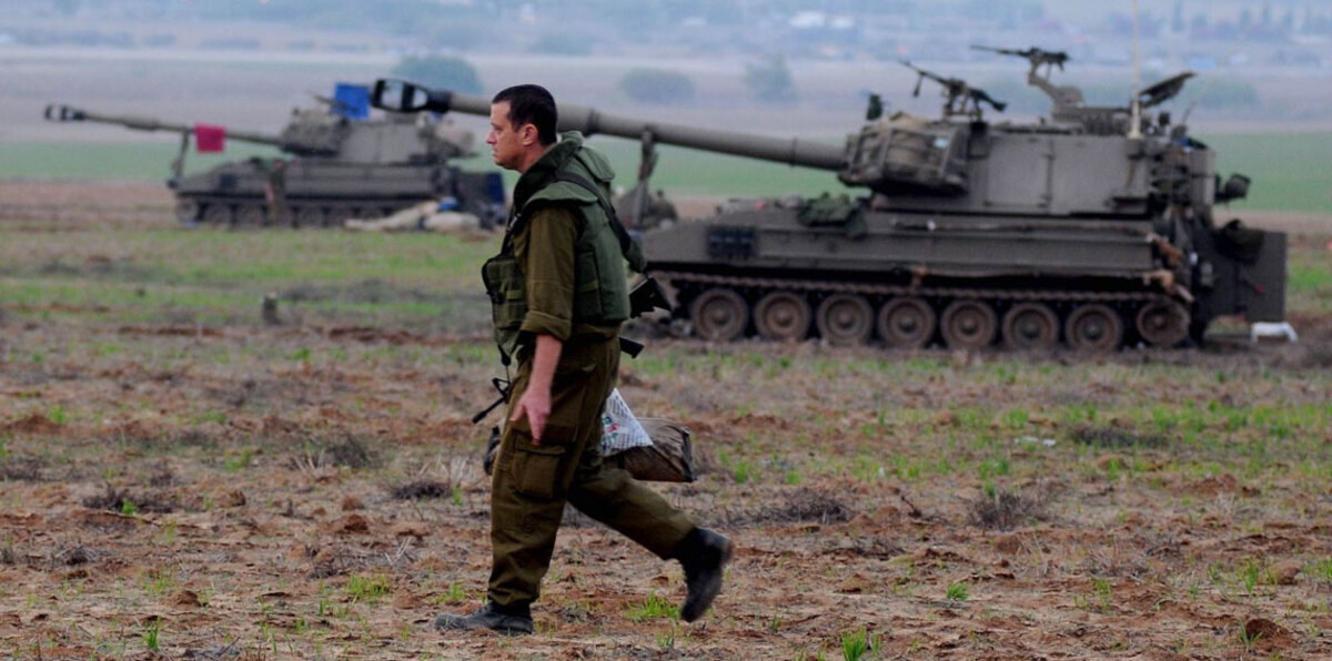 هل نسقت "الجزيرة" القطرية مع إسرائيل لتصوير عملية التسلل وحرق الحفار على حدود غزة؟ (فيديو)