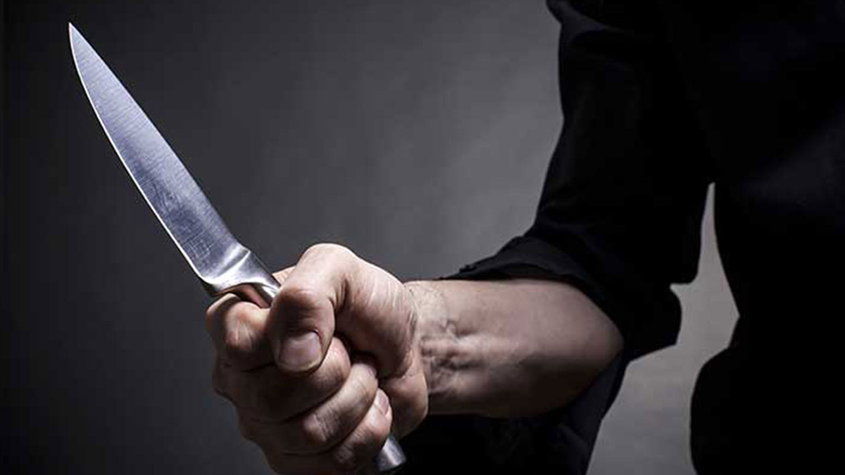 بسبب زواجها من غيره.. مصري يقتل طليقته وشقيقها بـ37 طعنة